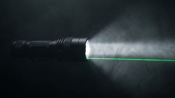 $76 For 2350 Lumens? — TrustFire GM36L Flashlight + Green Laser Combo Review