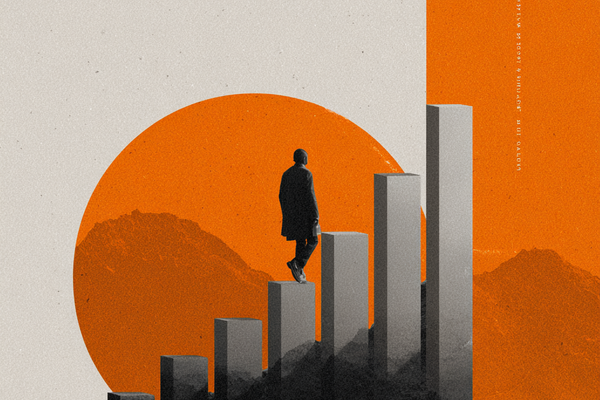 How to Build Credibility Online and Turn Trust Into Leverage