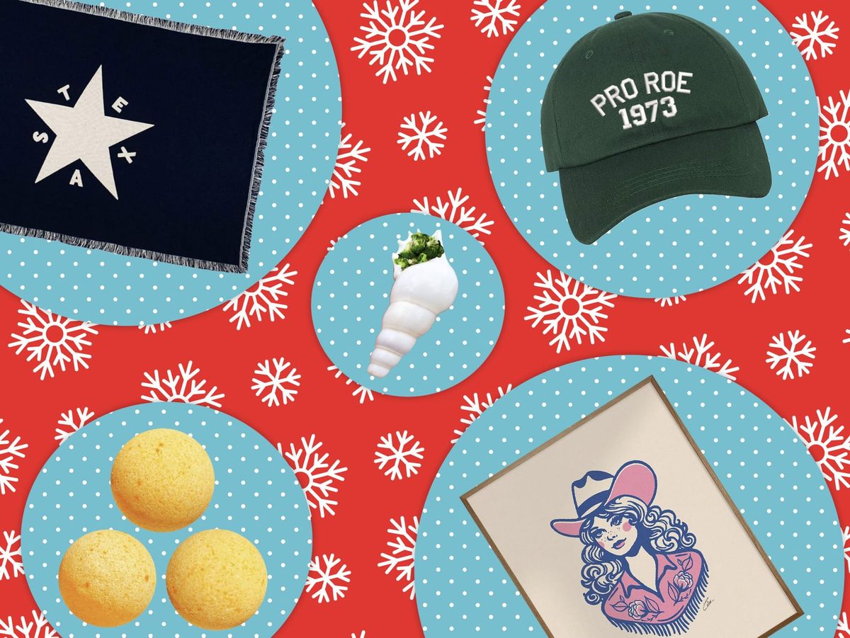 a green hat, a pipe shaped like a seasell, yellow drink bombs, and a blanket with a Texas star on red wrapping paper