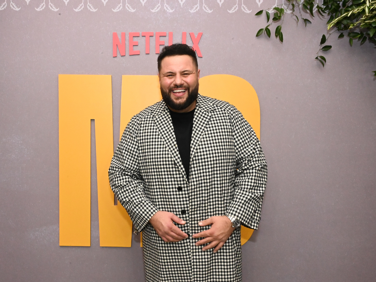 Mo Season 2 Expertly Tells a ‘Real Story’ Through Laughter & Absurdity