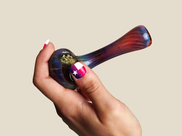 How Weed Dealers — and Consumers — Are Responding to the Freeflow of Marijuana in Texas