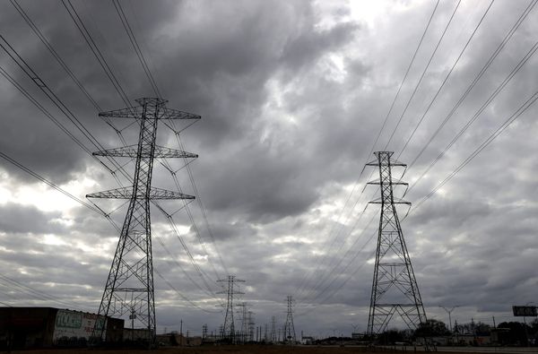 Texas Officials Say Extreme Cold May Be Coming. It’ll Test Our Crappy Power Grid (Again).