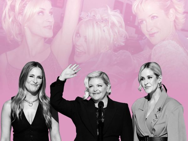 Three women, The Chicks, in black and white waving in front of a pink background