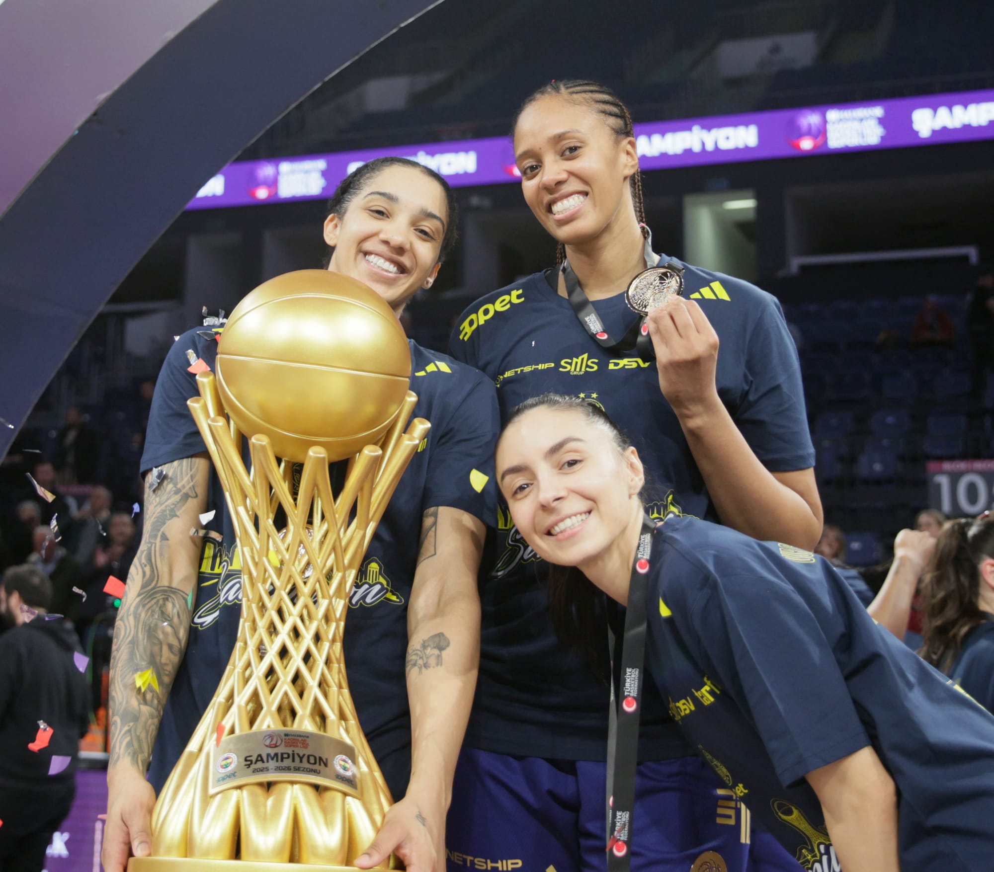 Fenerbahçe's Gabby Williams and Iliana Rupert celebrate