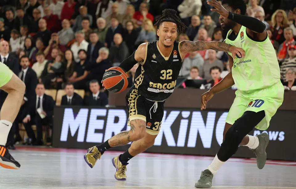 L'AS Monaco officialise le départ de Matthew Strazel, qui file à l'Anadolu Efes