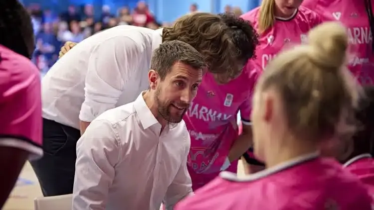 Stéphane Leite (coach Charnay) : « Psychologiquement, le plus dur a été de repartir en Ligue 2 »