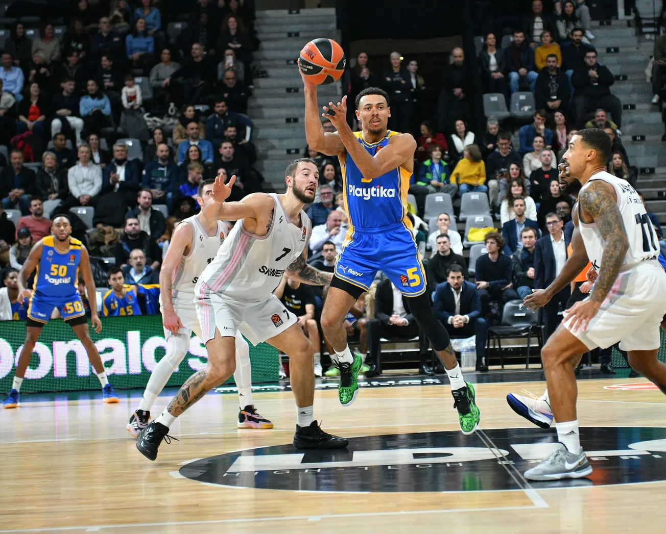 Les étrangers du Maccabi Tel-Aviv refusent une réduction de salaire