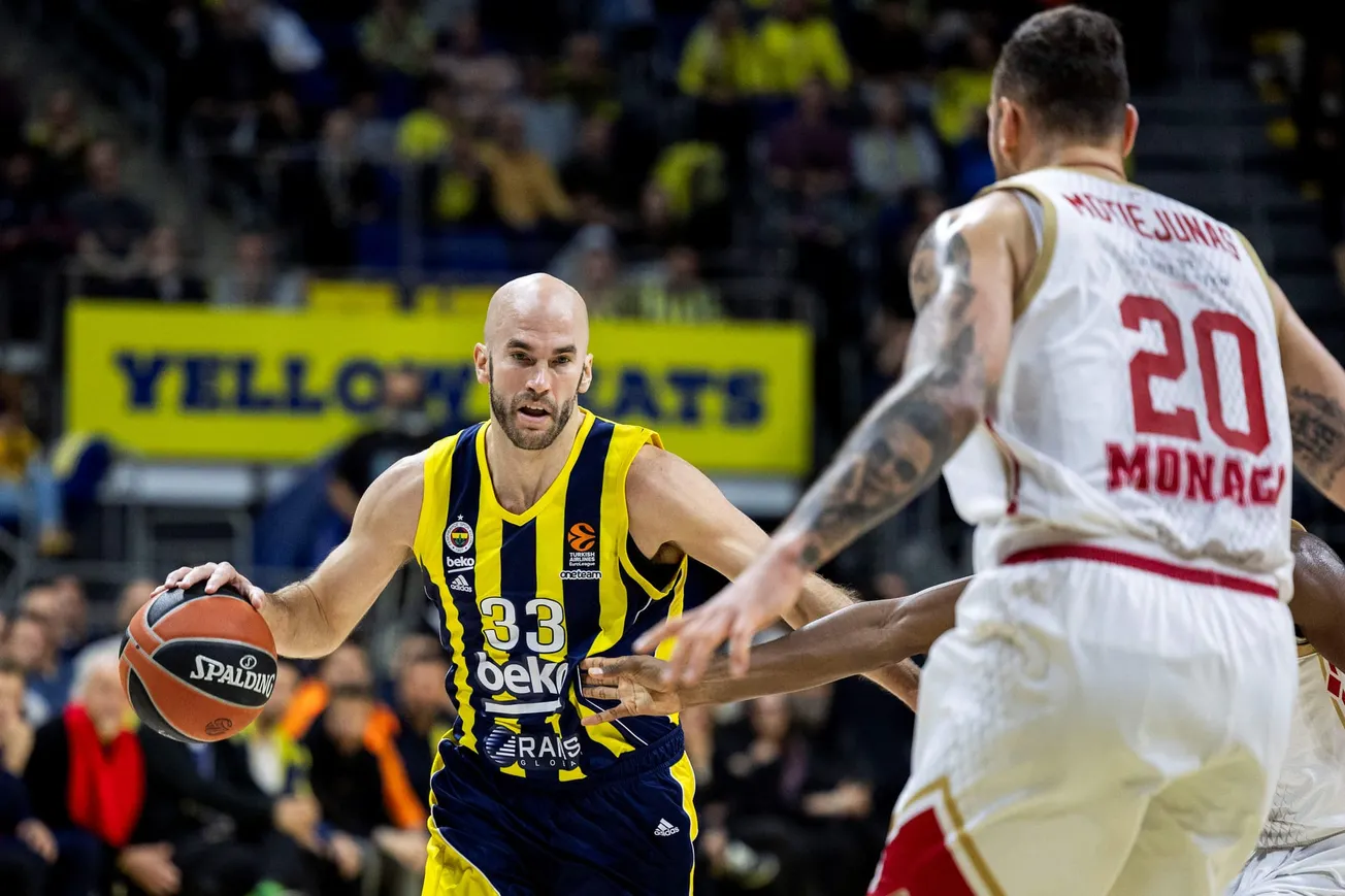 Monaco chute sur le parquet de Fenerbahçe