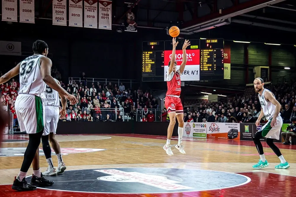 Tidjane Salaün (Cholet), une efficacité redoutable à trois-points