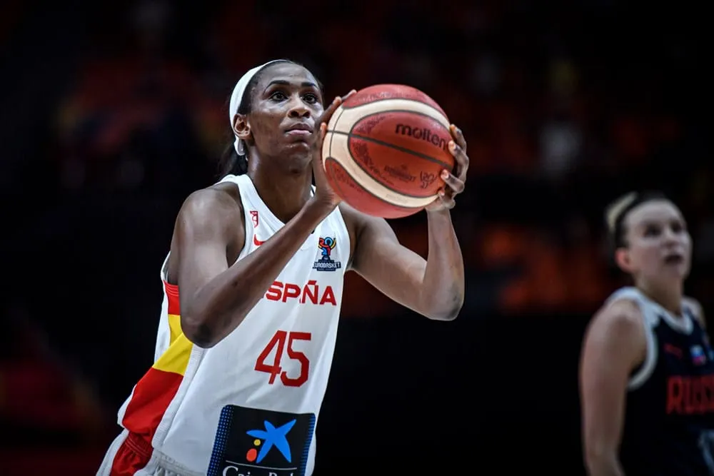 Féminines : L'Espagnole Astou Ndour va reprendre la compétition