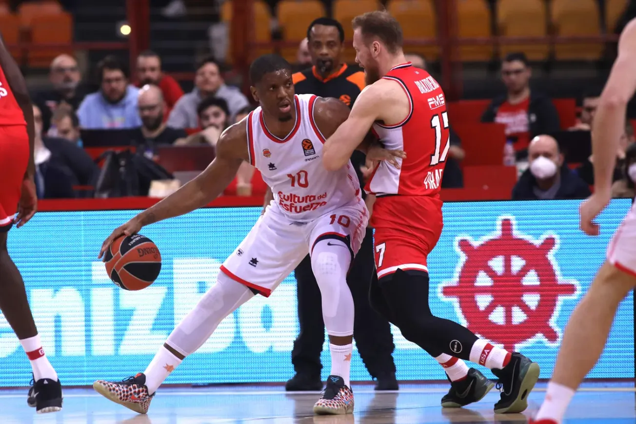 Les Français de l'étranger : la belle semaine de Damien Inglis, retour fracassant pour Guerschon Yabusele