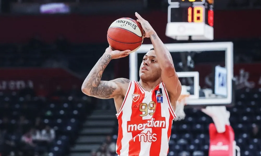 Yago Dos Santos (Etoile Rouge) héros du derby de Belgrade : "Ici, on vit la vie de pop star"
