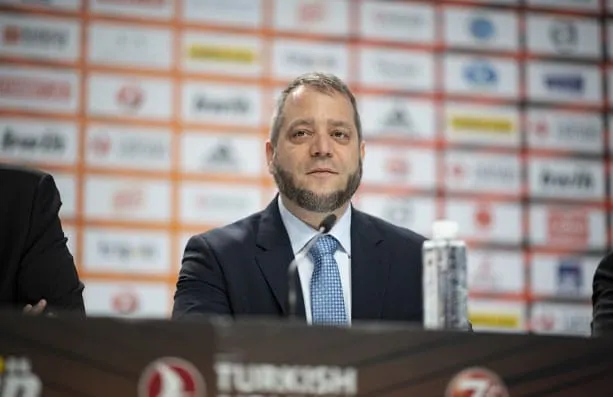 Le directeur exécutif de l'Association des entraîneurs de l'Euroleague critique aussi Tony Parker
