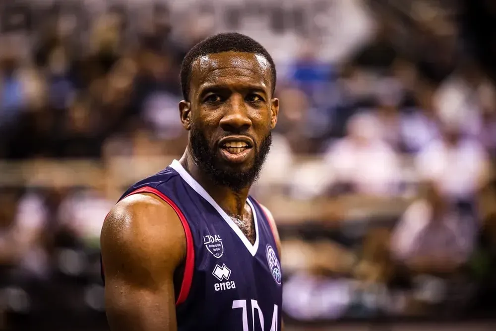 Dijon : David Holston absent tout le mois de mars