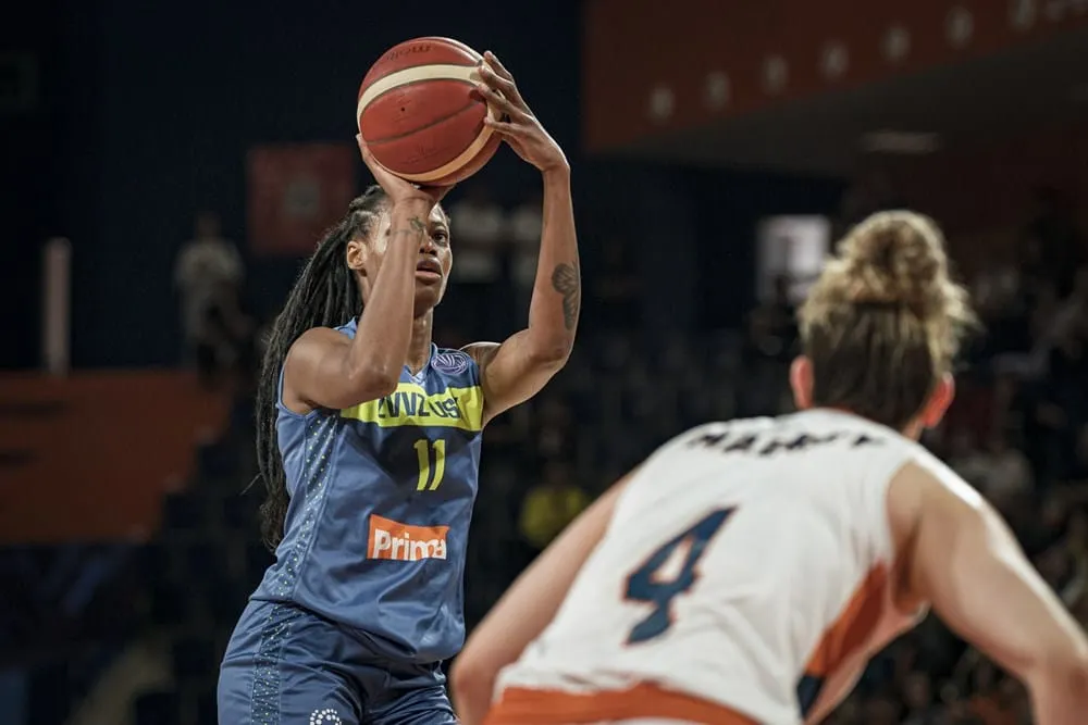 Euroleague féminine : Une 3e place pour Valériane Ayayi et Prague
