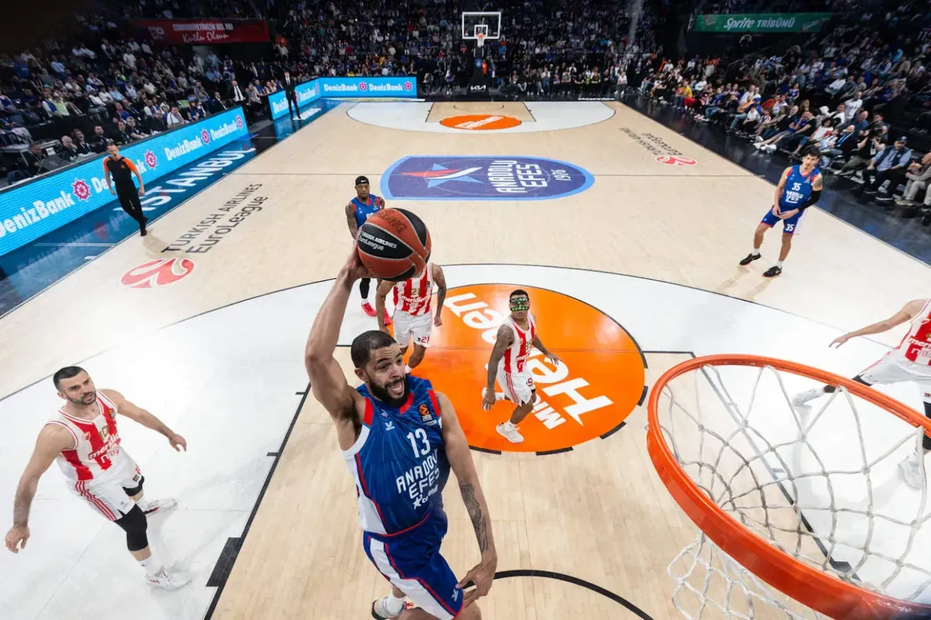 Darius Thompson obtient le passeport italien