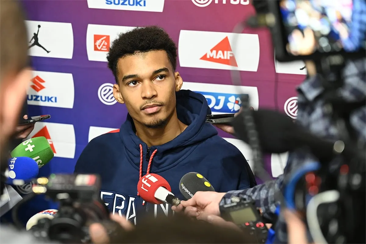 Victor Wembanyama sur les JO : “Il va falloir innover et Vincent Collet le sait”