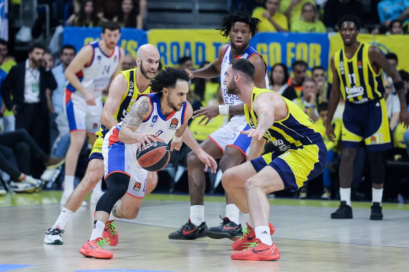 Turquie : Shane Larkin sauve l’Anadolu Efes au buzzer