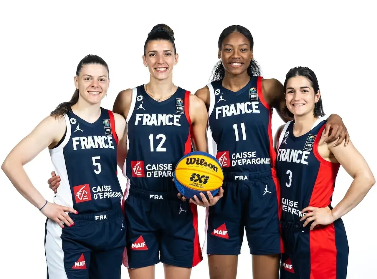 JO 3x3 : L'équipe de France féminine battue au buzzer par la Chine