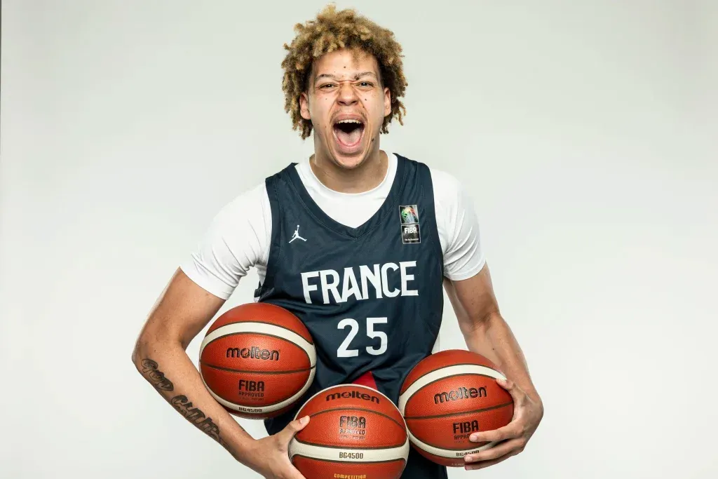 EuroBasket U20 : Demi-finale pour les Bleues, ouverture pour les Bleus
