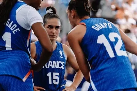 JO 3x3 : Les Françaises échouent face au Canada dans un match cadenassé