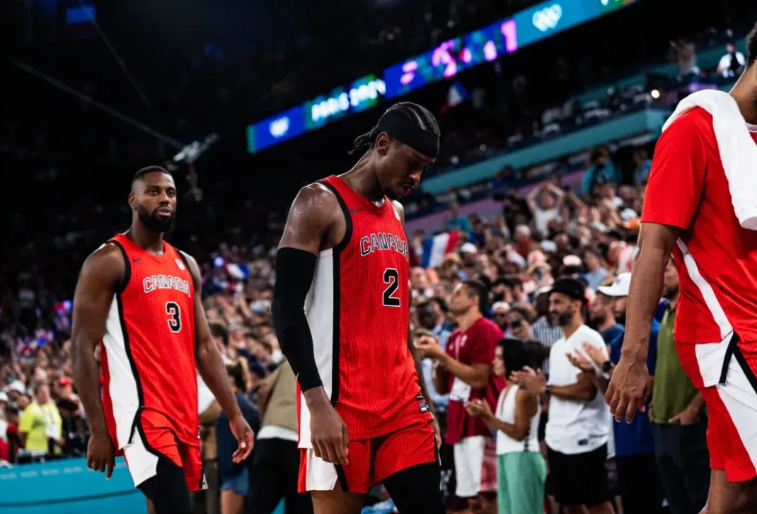 Shai Gilgeous-Alexander (Canada) : "Ils étaient plus agressifs des deux côtés du terrain"