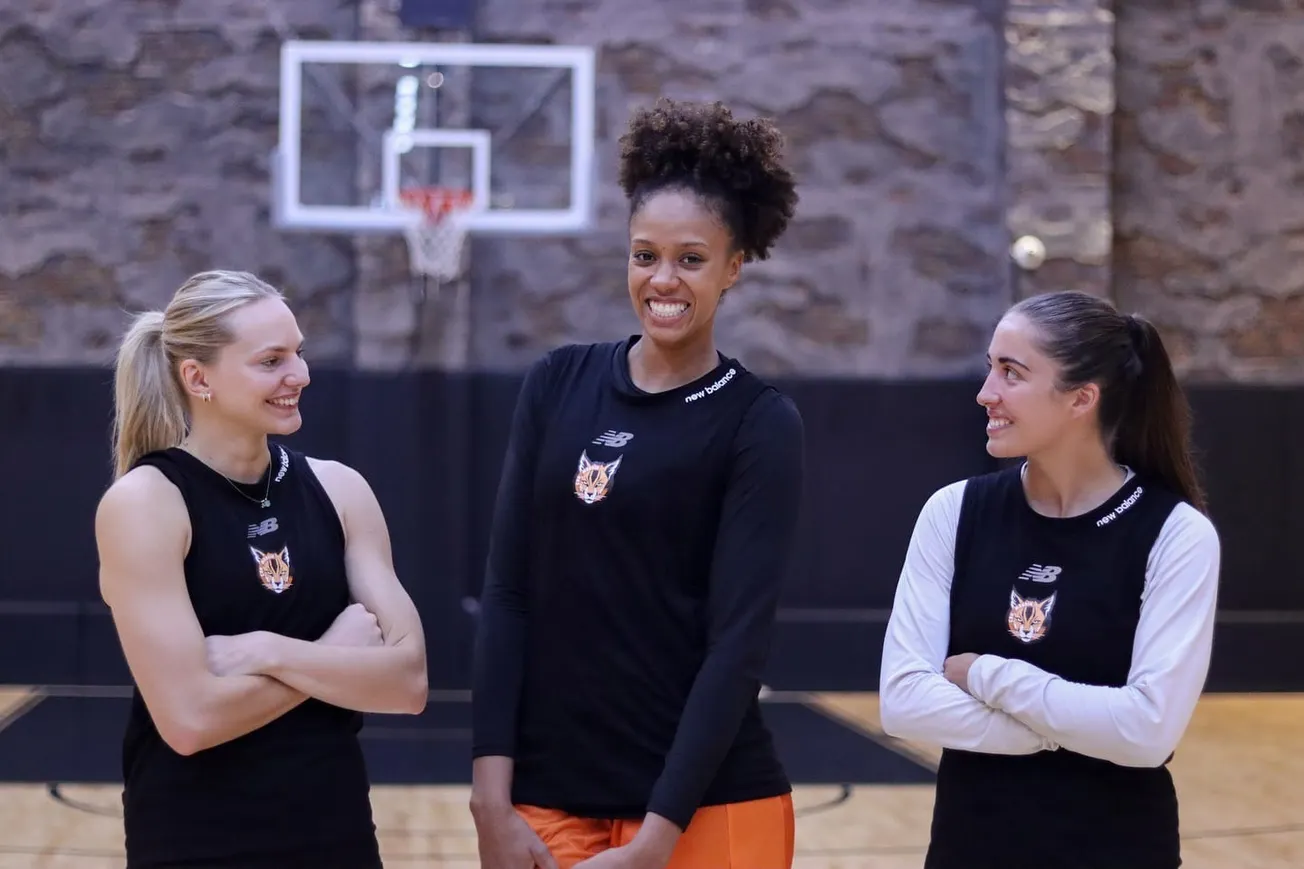 Féminines : Et voici le Cukurova BK Mersin de Marine Johannes, Marine Fauthoux et Iliana Rupert