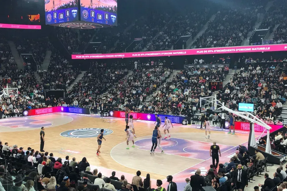 Paris à guichets fermés pour le premier match d'Euroleague de son histoire