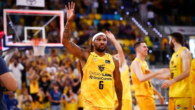 Vidéo : le buzzer beater d’Andrew Albicy (Gran Canaria) pour faire chuter Malaga