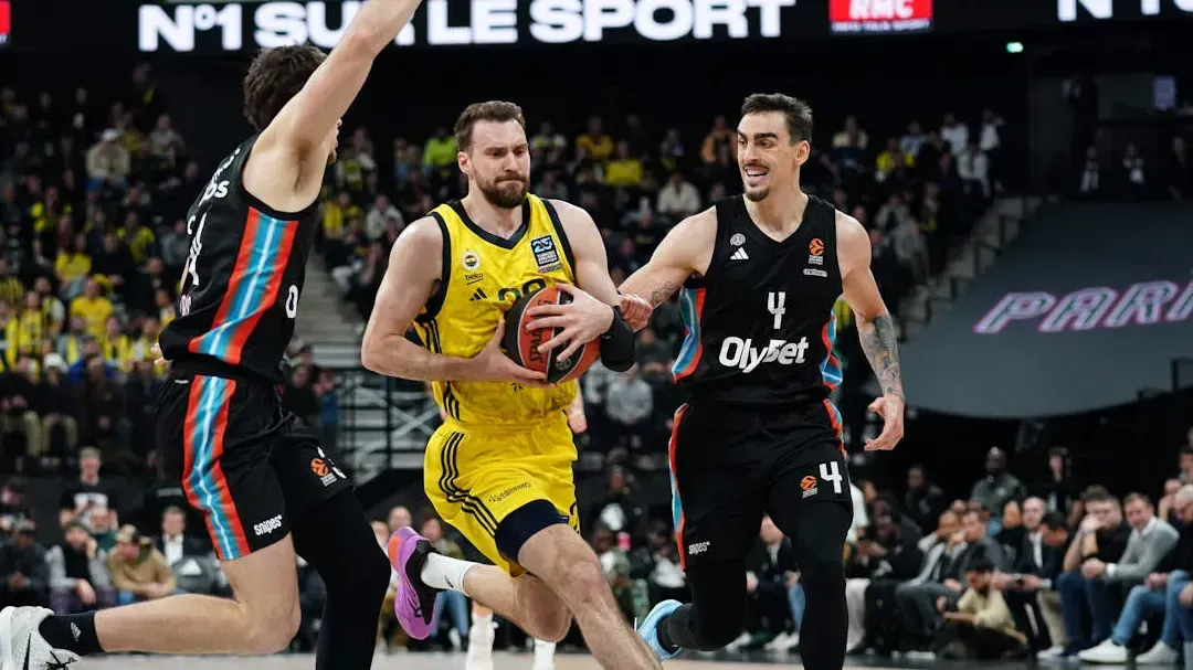 Euroleague : Paris à deux visages s’effondre face au Fenerbahçe