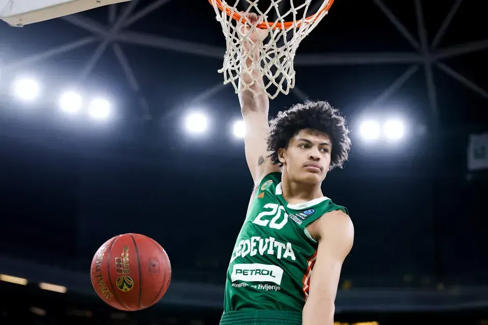 Attendu au premier tour, Joan Beringer se présente à la draft NBA