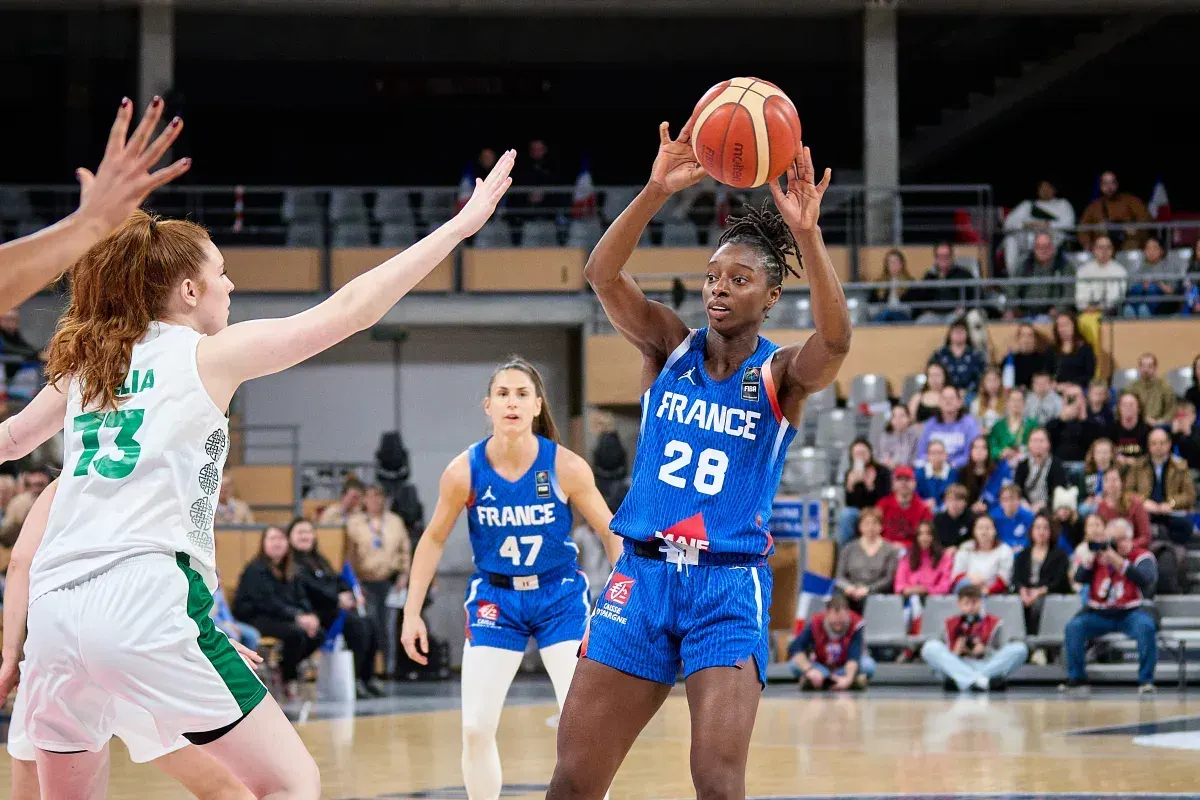 WNBA : Migna Touré s'engage avec les Golden State Valkyries