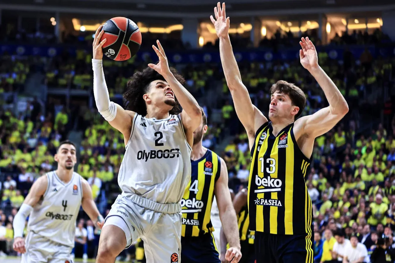Surclassé par Fenerbahçe, Paris déjà dos au mur : « On s’est fait botter le cul »