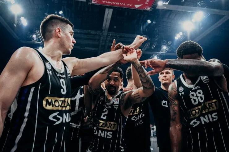 Trois joueurs du Partizan Belgrade impliqués dans une bagarre à caractère raciste