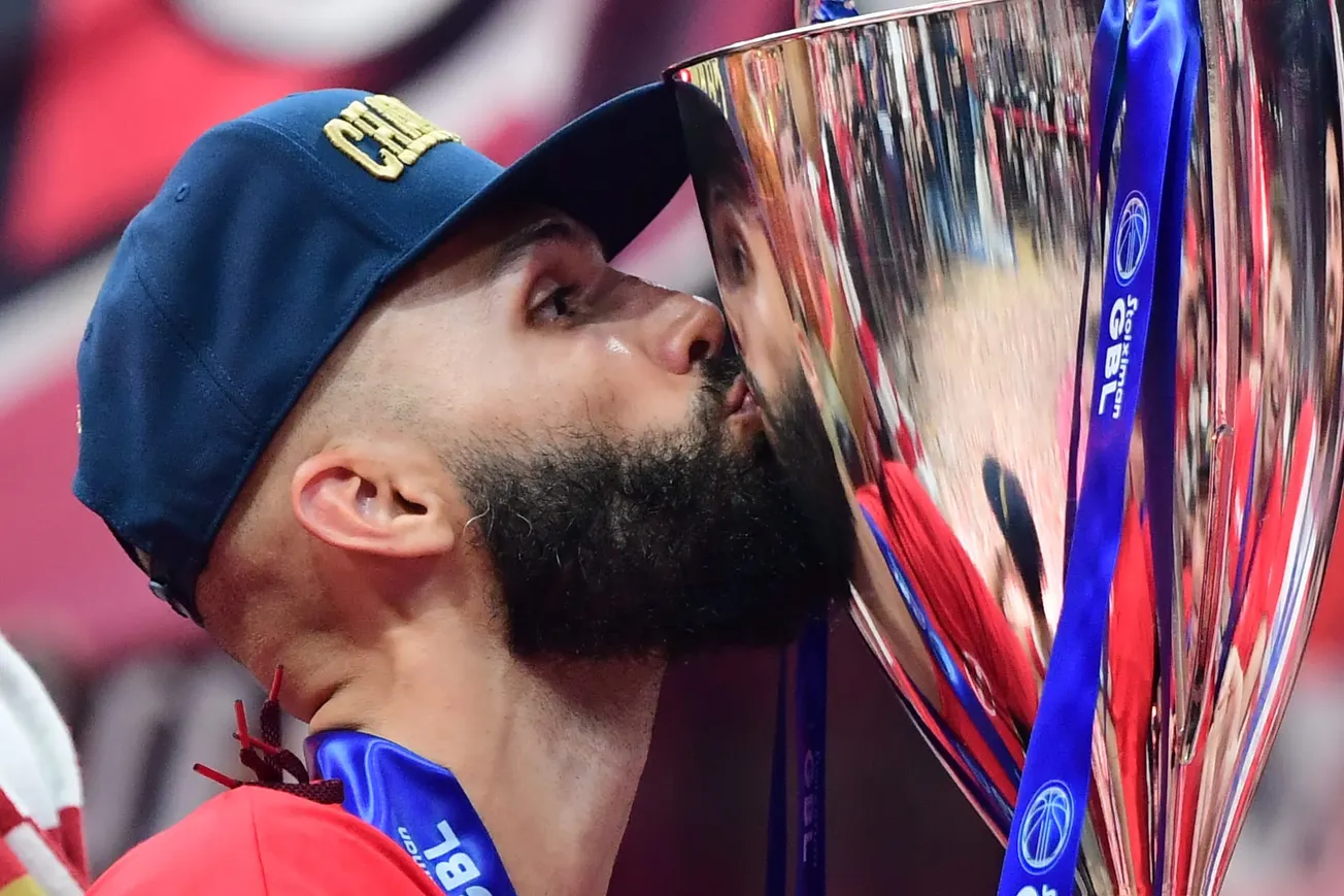 L’Olympiakos d’Evan Fournier sacré champion de Grèce : « Enormément de plaisir dans ces finales »