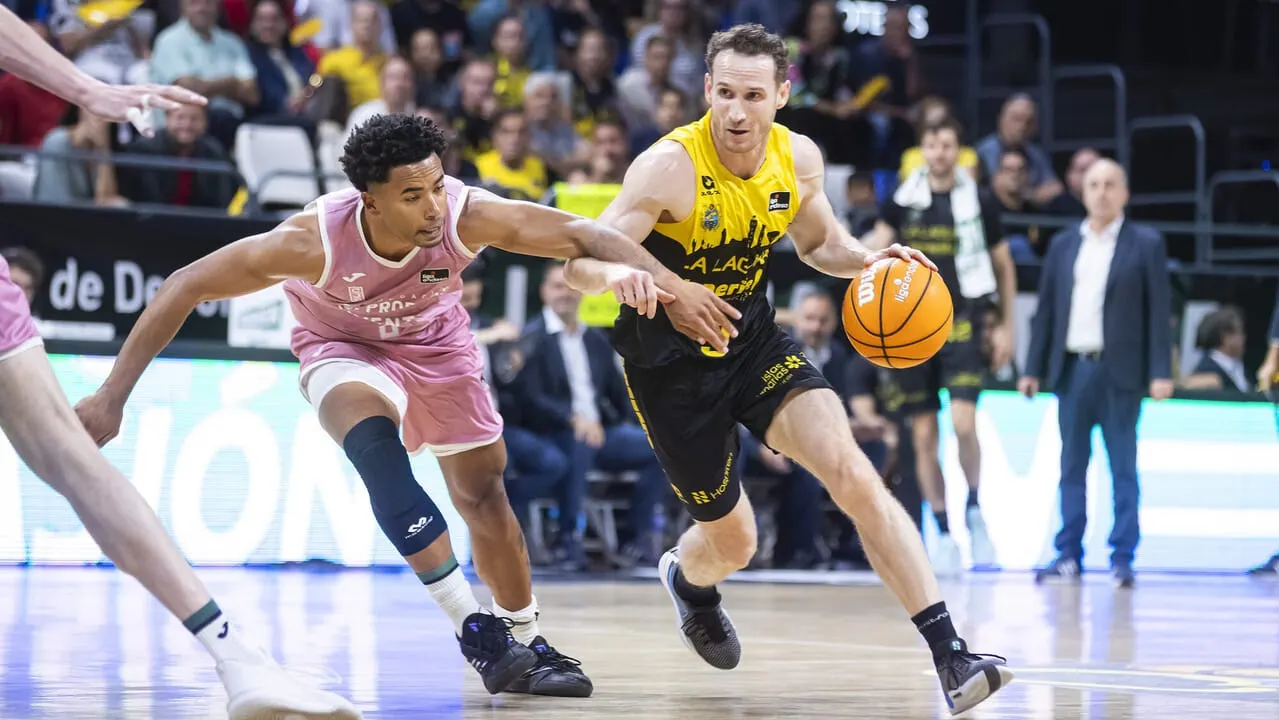 Marcelinho Huertas, 39 points à 42 ans !