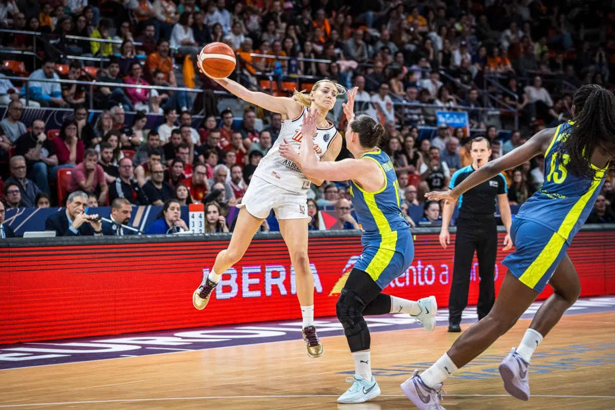 Marine Johannes passe de Mersin à Galatasaray