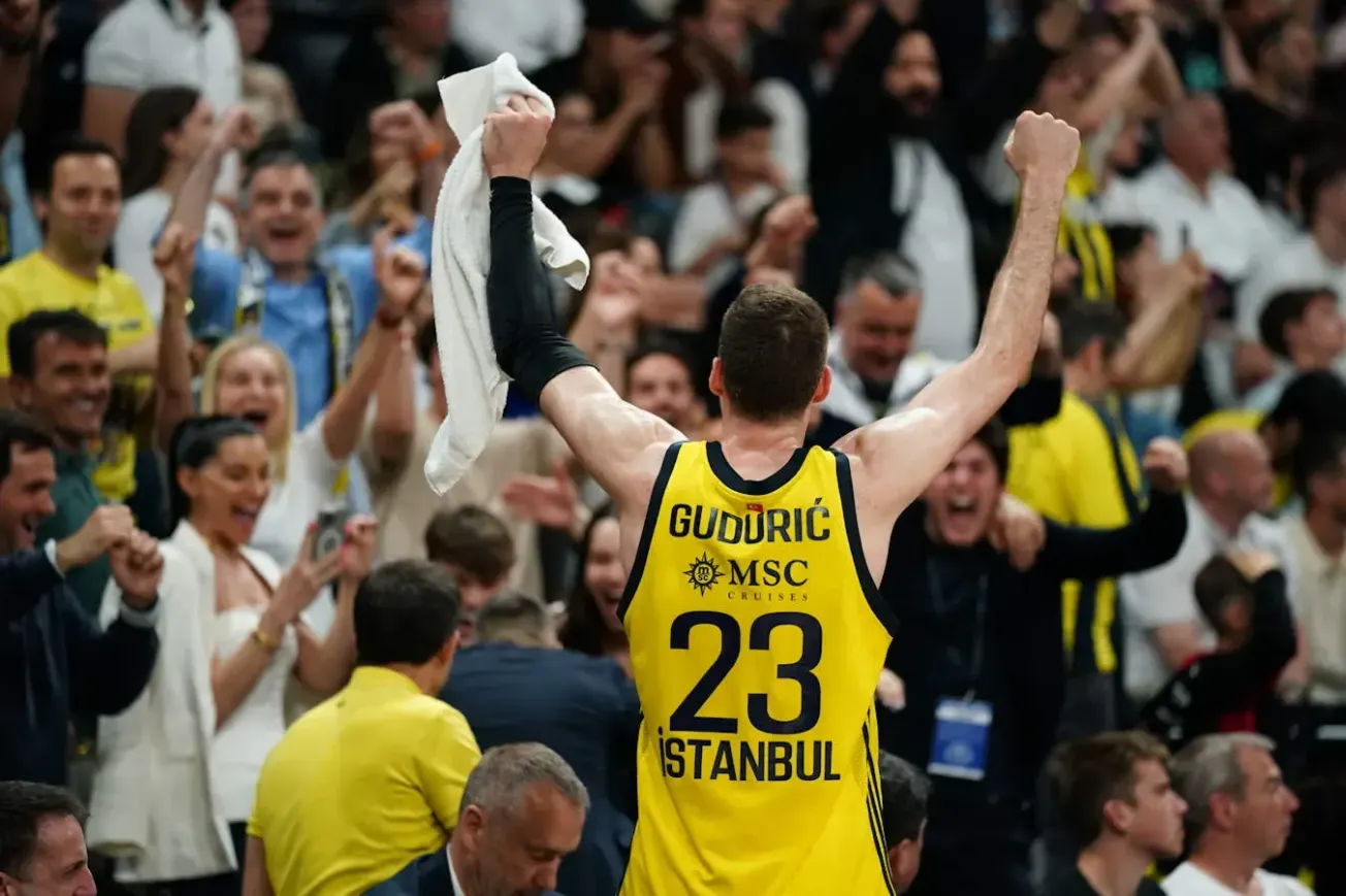 Turquie : Fenerbahçe de retour en finale