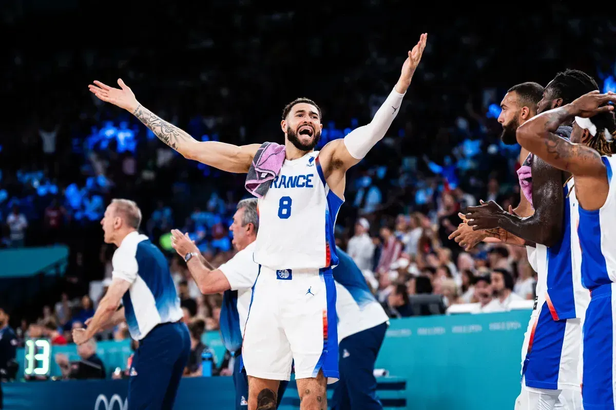 La Virtus Bologne officialise le départ d'Isaïa Cordinier