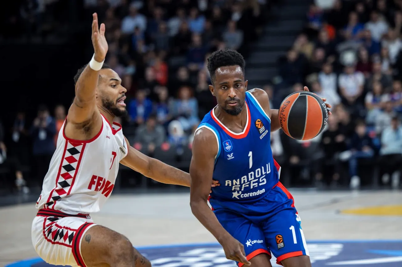 Rodrigue Beaubois fait durer le plaisir à l’Anadolu Efes