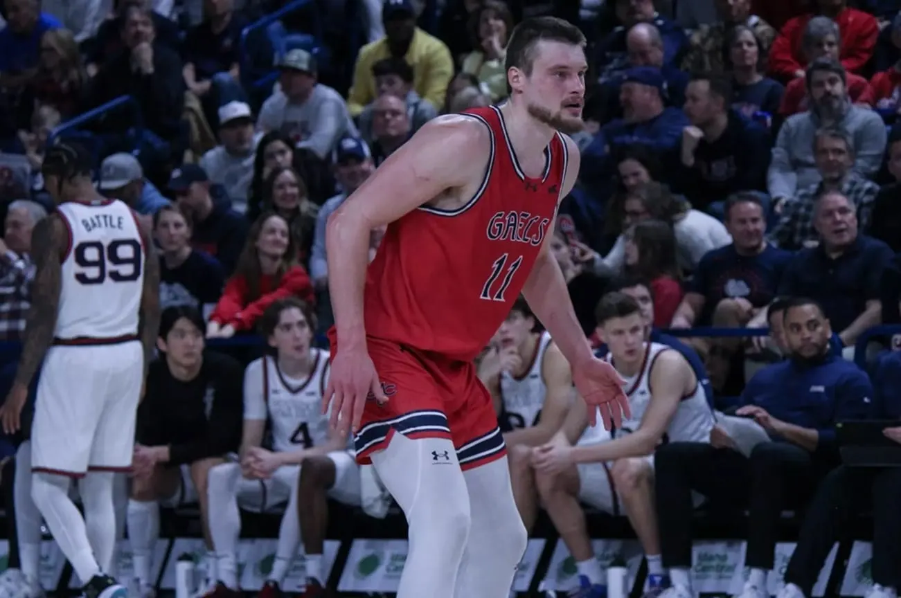 Mitchell Saxen renforce la raquette nanterienne