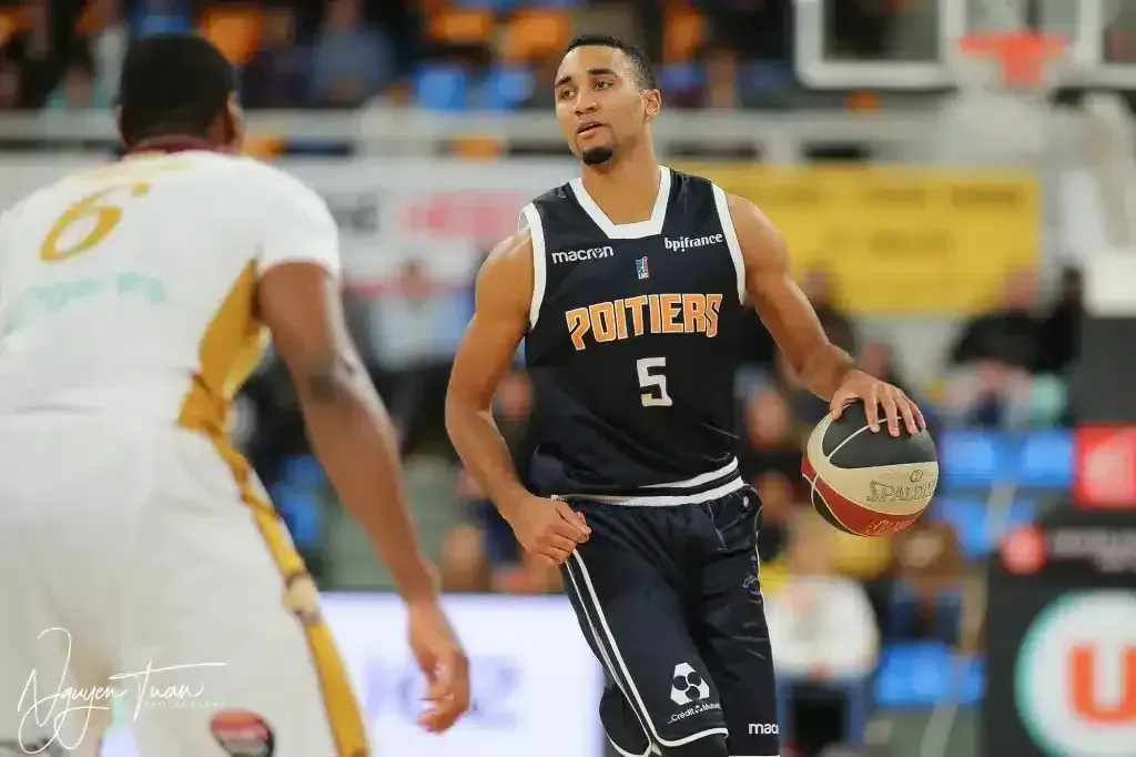 Elite 2 : Kevin Harley rempile pour une dixième saison à Poitiers