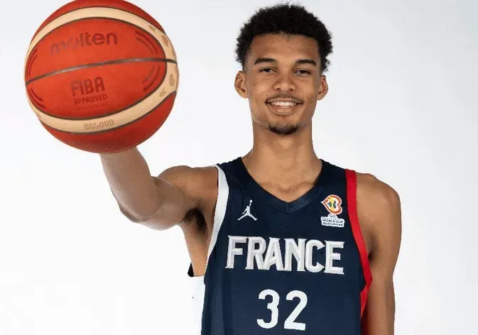 Victor Wembanyama confie avoir eu peur pour sa carrière