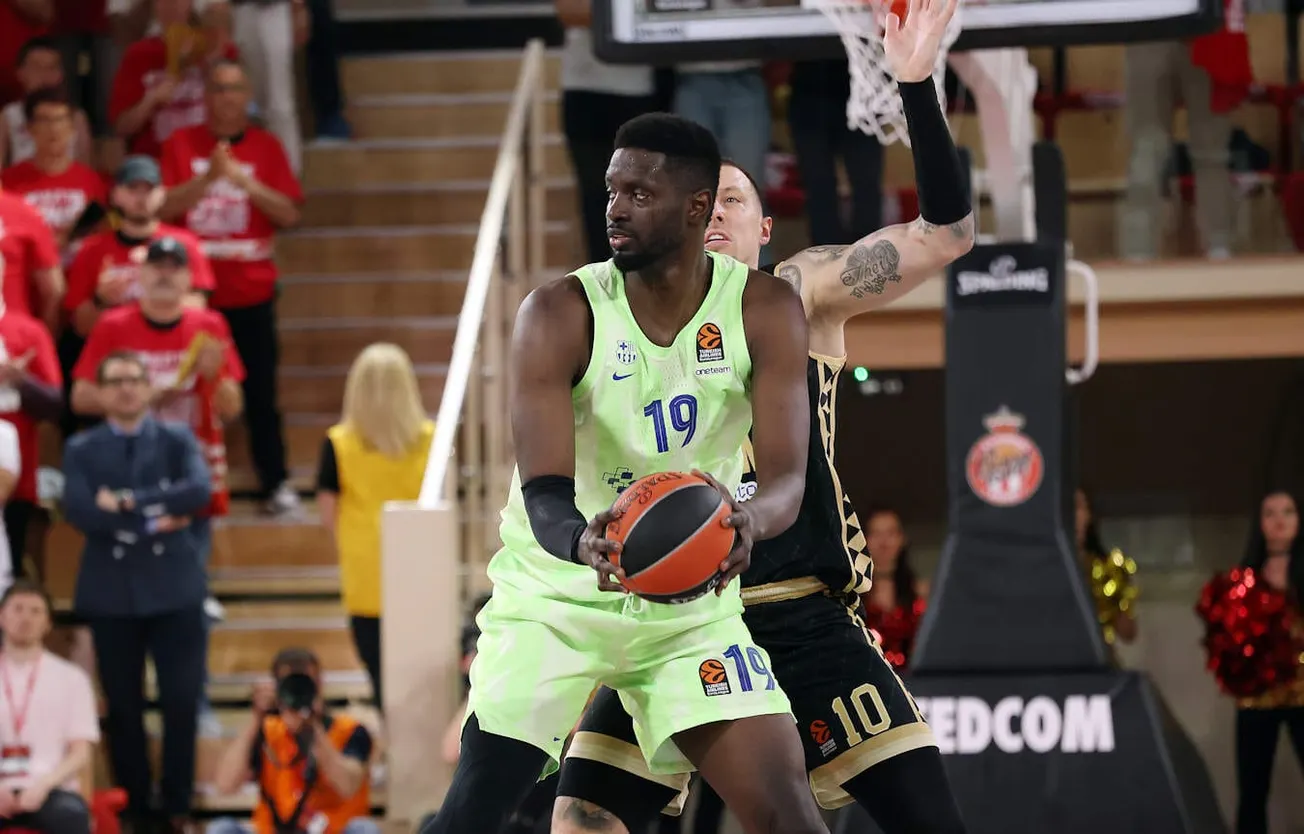 Finalement, Youssoupha Fall reste à Barcelone