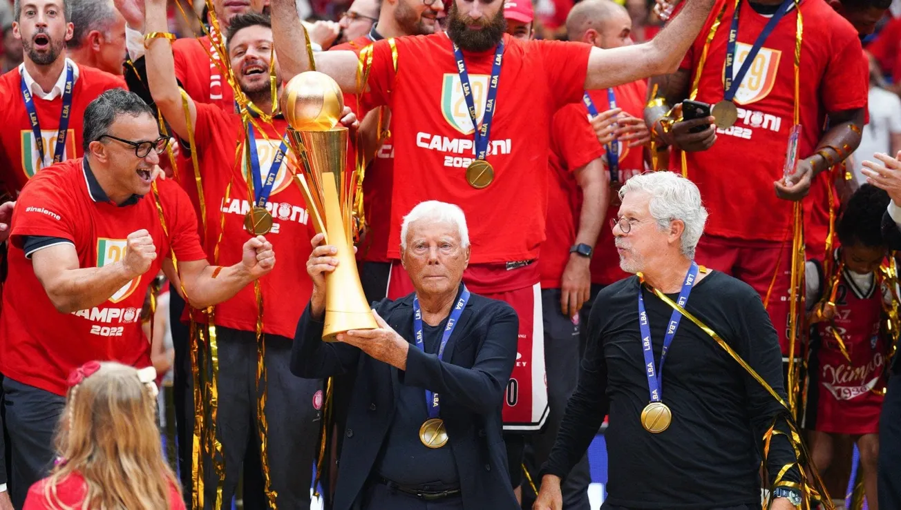 Décès du propriétaire de Milan, Giorgio Armani