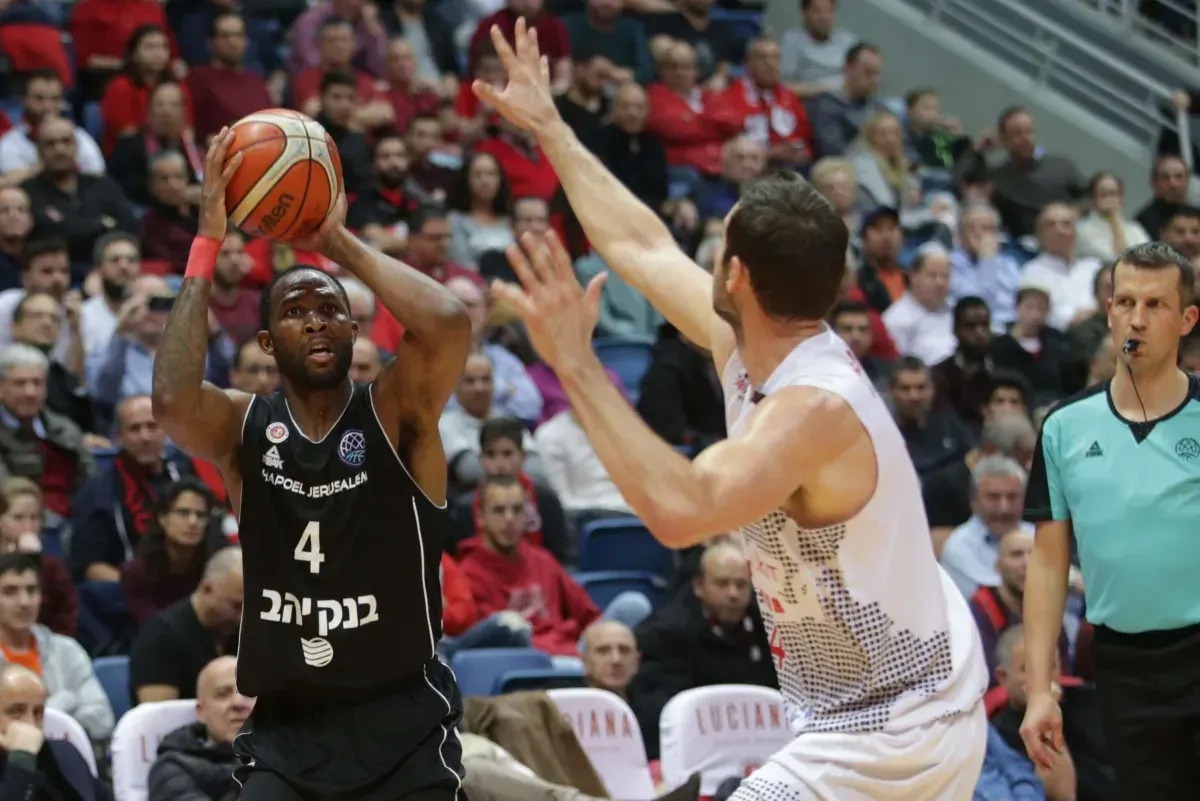 Chris Johnson ne portera pas le maillot de Chalon