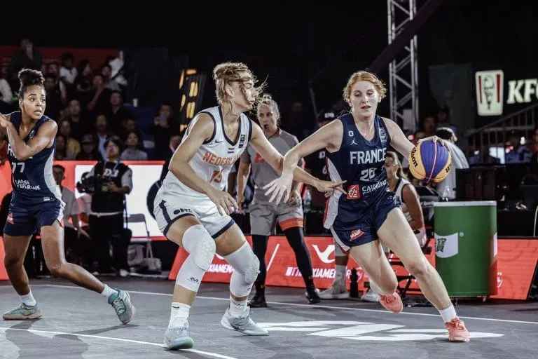 Coupe du monde 3x3 : l’équipe de France U23 féminine en argent