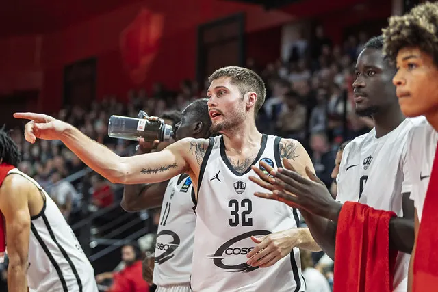 La JL Bourg et JT Shumate se séparent