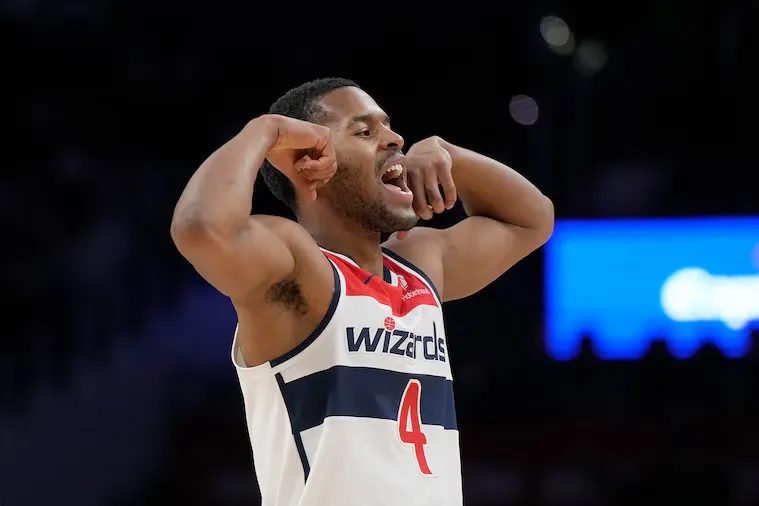 L'ancien NBAer Jared Butler renforce l'Étoile Rouge !