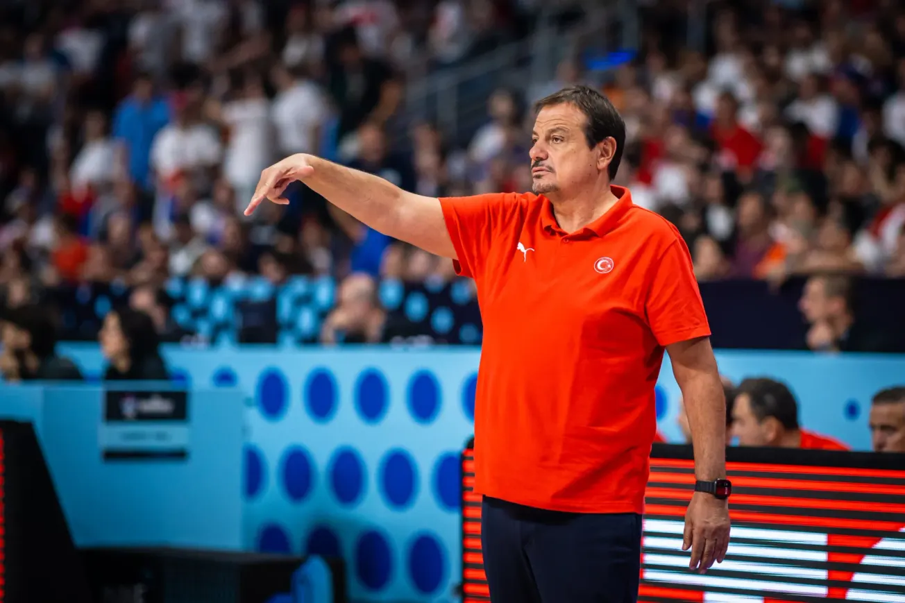 Ergin Ataman déplore l'absence de journalistes... à Paris !
